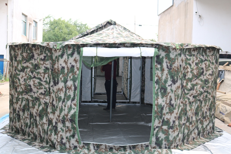 Octagonal canopy group tent